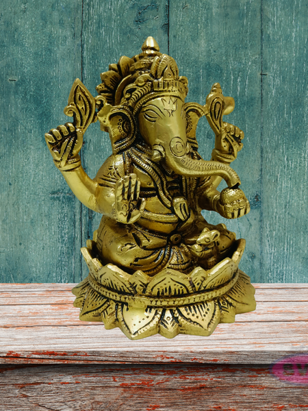 Brass Lord Ganesha Idol – Antique Finish Ganesh Statue for Pooja & Home Décor