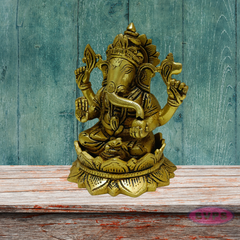 Brass Lord Ganesha Idol – Antique Finish Ganesh Statue for Pooja & Home Décor