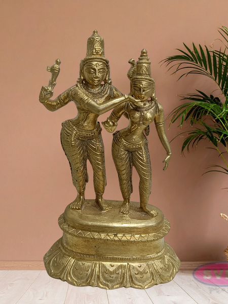 Handmade Goddess Meenakshi Kalyanam Brass Idol with Lord Sundareswarar – Traditional Wedding Sculpture