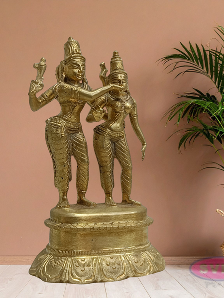 Handmade Goddess Meenakshi Kalyanam Brass Idol with Lord Sundareswarar – Traditional Wedding Sculpture