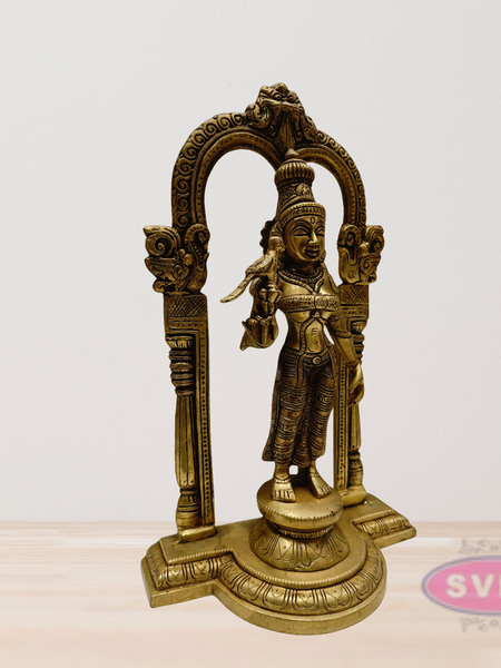 Madurai Meenakshi Amman Statue