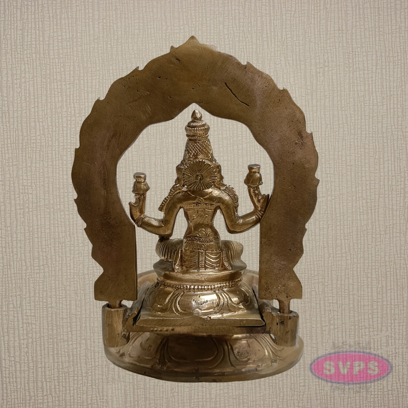 Panchalogha Lakshmi Vilakku – Traditional Goddess Lakshmi Lamp for Pooja