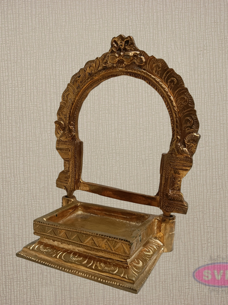 Panchaloha Prabhavali with Peedam – Traditional Arch for Deity Idol