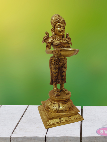 Brass Pavai Vilakku Idol – Traditional Lakshmi Lamp Holder Statue