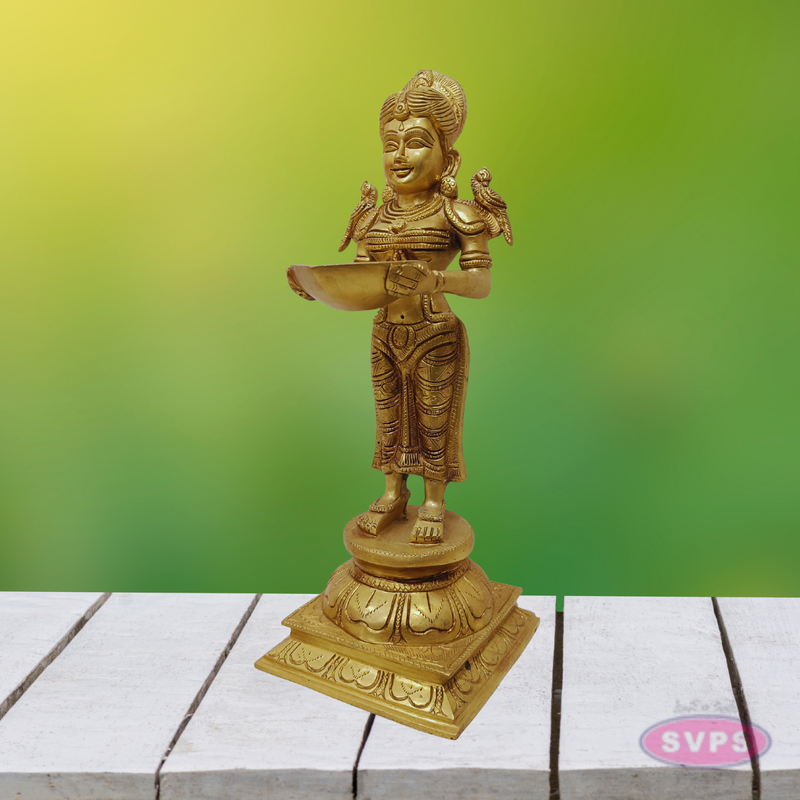 Brass Pavai Vilakku Idol – Traditional Lakshmi Lamp Holder Statue