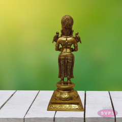 Brass Pavai Vilakku Idol – Traditional Lakshmi Lamp Holder Statue