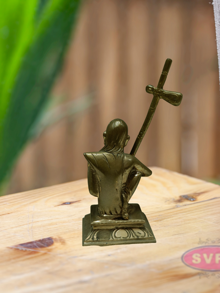 Panchalogam Kanchi Maha Periyava Statue