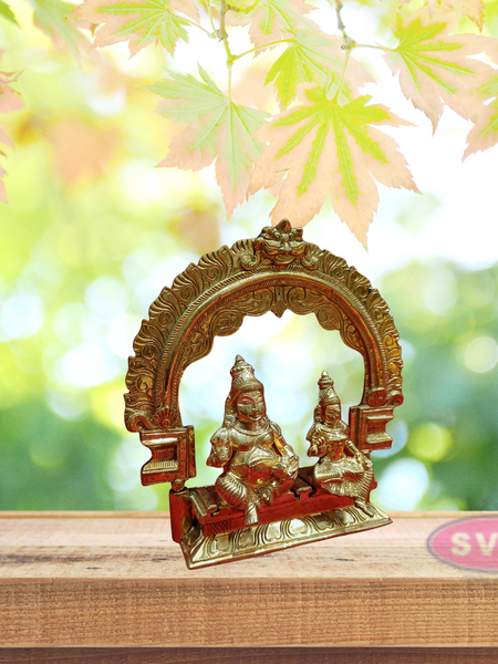 Panchalogam Kubera Lakshmi Statue / 7 Inches
