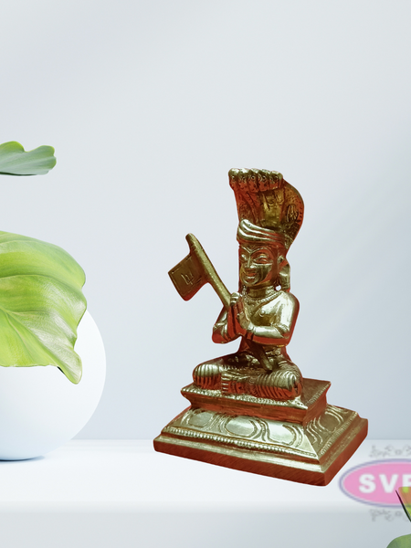 Panchalogam Swami Manavaala Mamunigal Statue