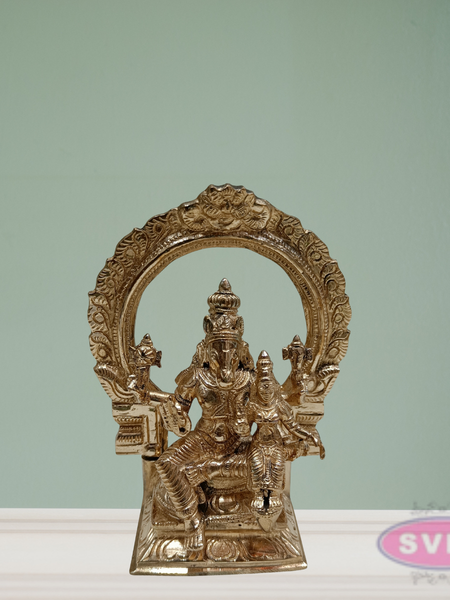 Panchaloham Hayagriva Lakshmi With Arch