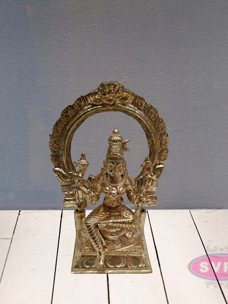 Panchaloham Kamatchi Amman With Arch / 6 Inches