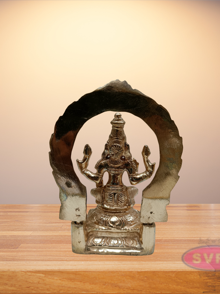 Panchaloham Lakshmi With Arch / 6 Inches