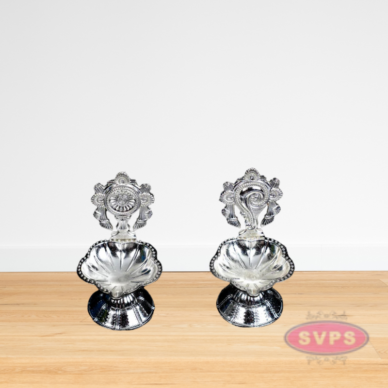 Silver Coated Shangu Chakra Diya / 3 Inches