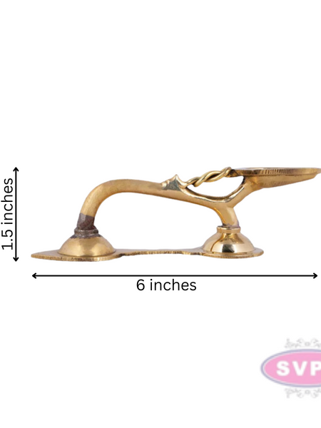 Traditional Brass Kodi Vilakku / Oil Lamp