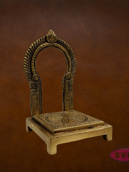 Brass Thiruvachi Frame with Chowki | Prabhavali Arch Stand for God Idols