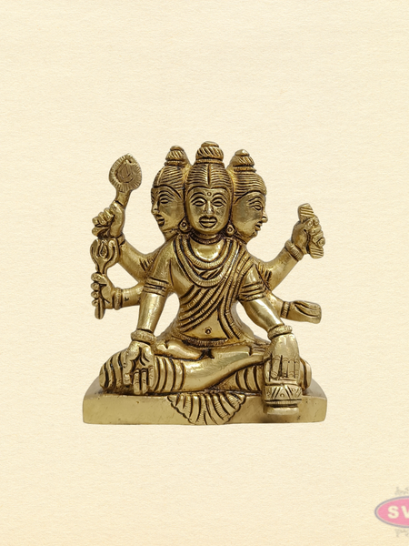 Brass Sri Dattatreya Murti – Divine Trimurti Idol for Pooja & Home Décor