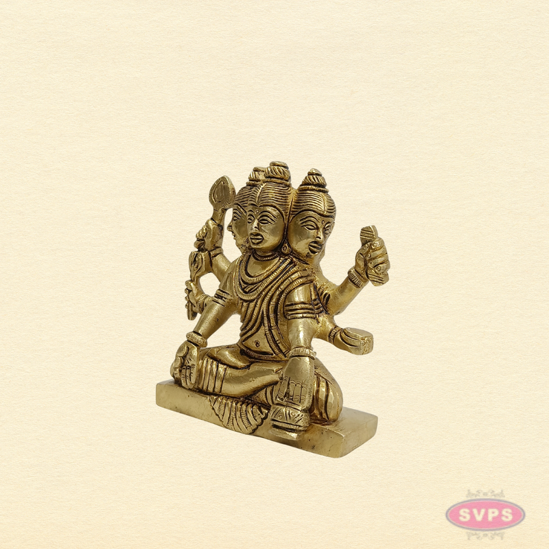 Brass Sri Dattatreya Murti – Divine Trimurti Idol for Pooja & Home Décor