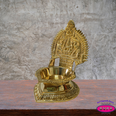 Brass Gajalakshmi Vilakku – Traditional Lakshmi Deepam for Pooja & Home Temple