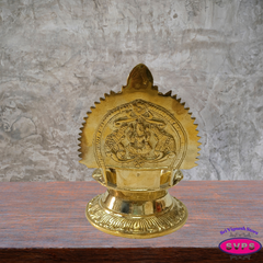Brass Gajalakshmi Vilakku – Traditional Lakshmi Deepam for Pooja & Home Temple