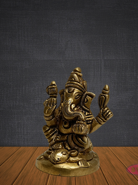 Brass Ganesha Idol 2.5 Inches – Handcrafted Ganpati Bappa Murti for Pooja