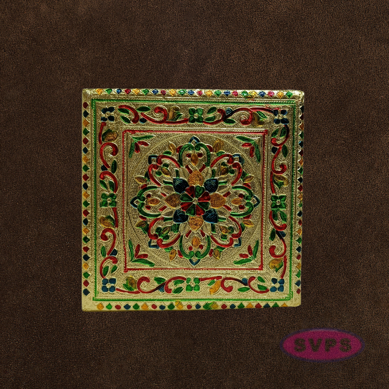 Kolam Design Pooja Chowki – Gold Finish Manai for Mandir & Idol Placement