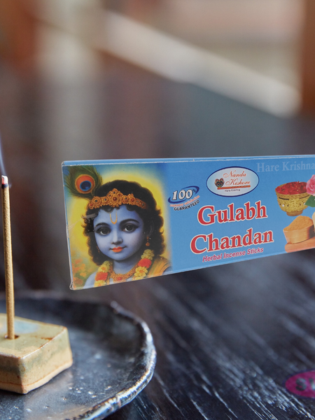 Handrolled Gulabh Chandan Agarbatti Sticks – Herbal Incense for Puja, Meditation, Yoga & Home Fragrance