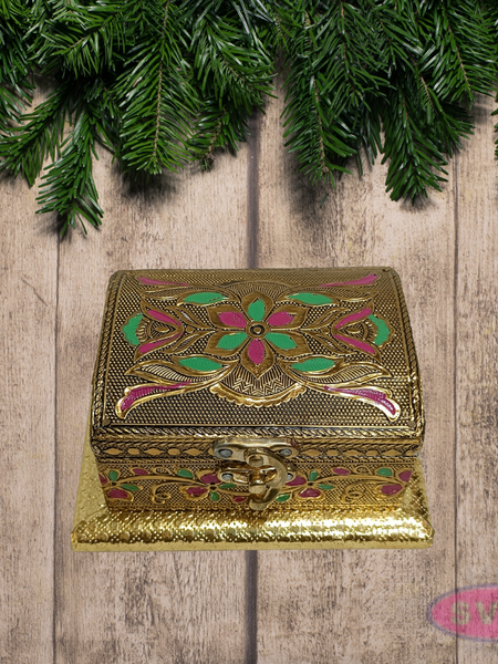 Gold Finish Floral Embossed Metal Trinket Box – Elegant Jewelry Organizer
