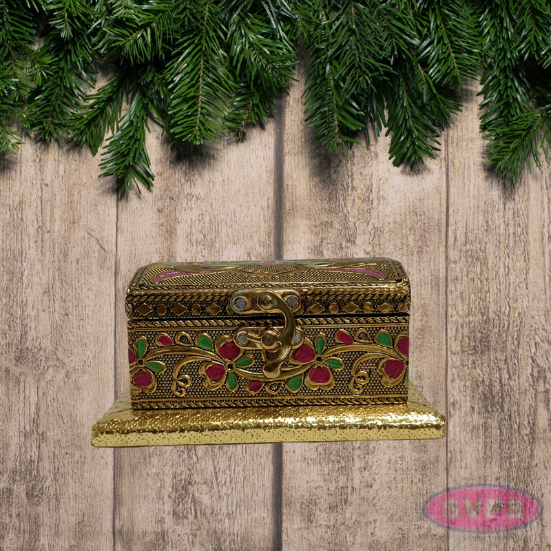 Gold Finish Floral Embossed Metal Trinket Box – Elegant Jewelry Organizer