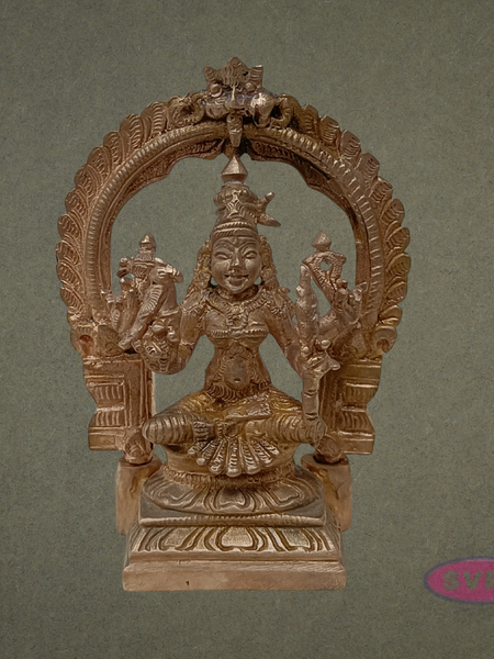 Panchalogam Kamatchi Amman Statue With Arch