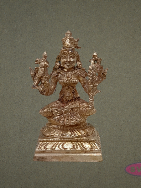 Panchalogam Sri Kanchi Kamatchi Amman Statue