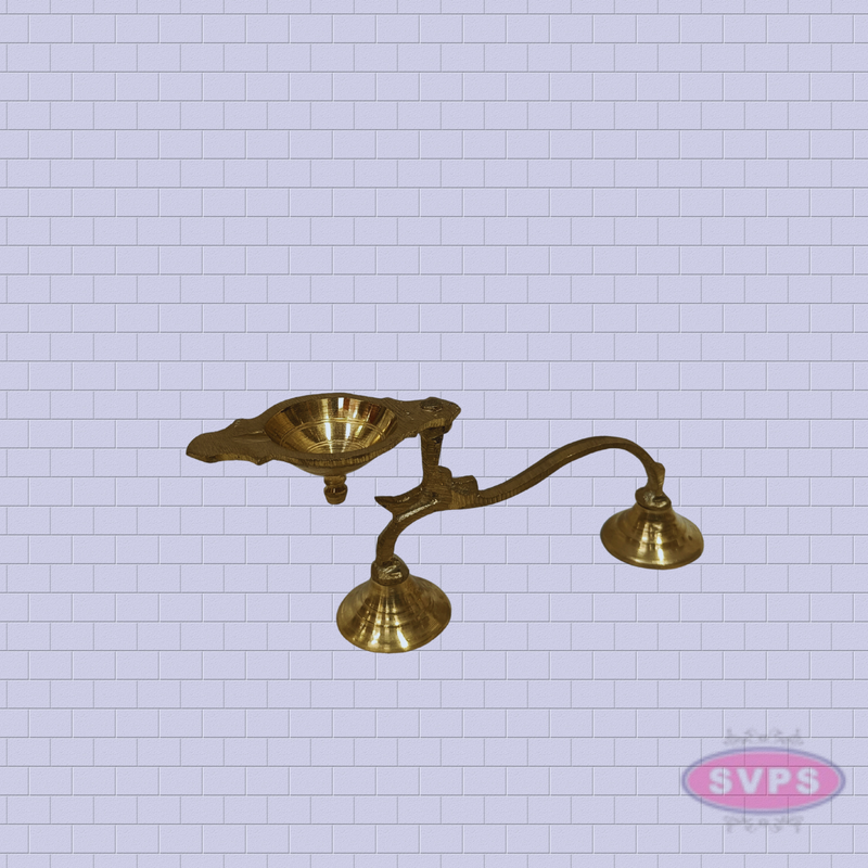 Handcrafted Brass Arathi Deepam – Antique Style Pooja Lamp