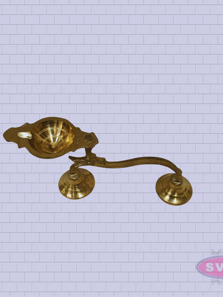 Handcrafted Brass Arathi Deepam – Antique Style Pooja Lamp