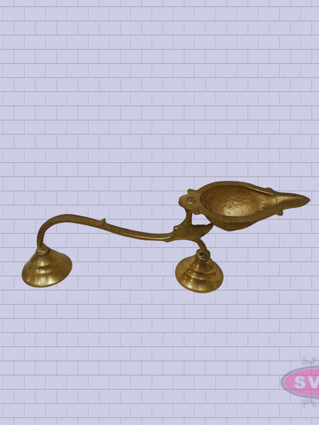 Handcrafted Brass Arathi Deepam – Antique Style Pooja Lamp