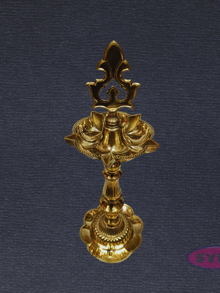 Handcrafted Brass Kuthu Vilakku with Lotus Base – Height 14 Inches