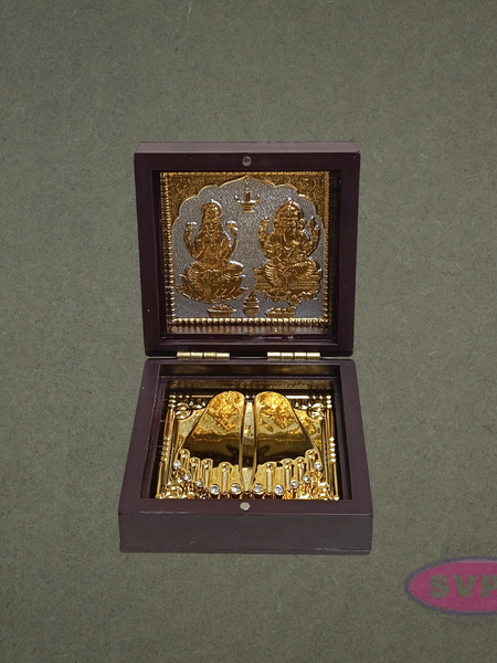 Lord Lakshmi Ganesha Paduka Box – Decorative Pooja Gift Box