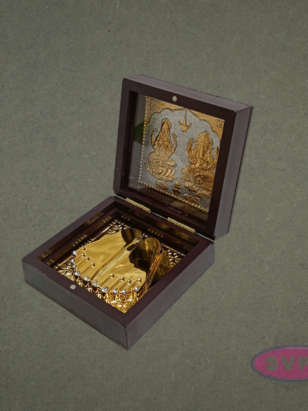 Lord Lakshmi Ganesha Paduka Box – Decorative Pooja Gift Box