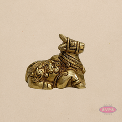 Antique Finish Brass Nandi Sculpture – Sacred Temple Décor
