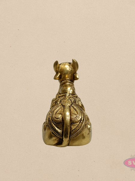 Antique Finish Brass Nandi Sculpture – Sacred Temple Décor