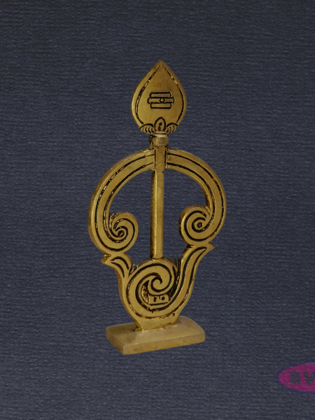 Brass Om Vel Idol Stand – Spiritual Decor for Home & Office