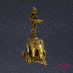 Pavai Vilakku with Elephant Base – Traditional Brass Lamp