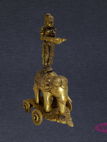 Pavai Vilakku with Elephant Base – Traditional Brass Lamp