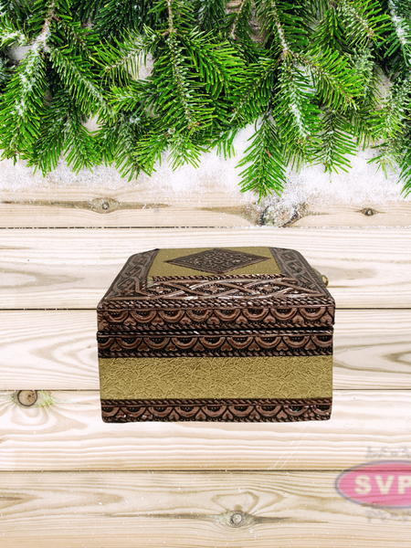 Embossed Diamond Design Jewelry Box – Decorative Gift Box