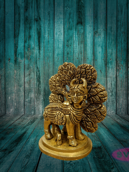 Brass Kamadhenu Idol with Calf – Auspicious Gift for Housewarming