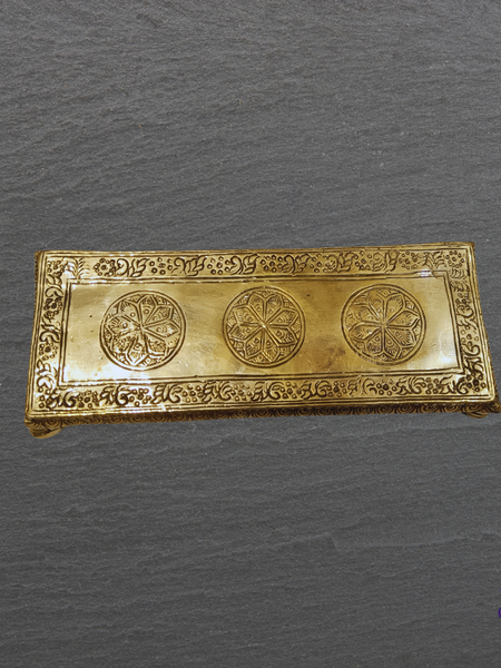 Brass Pooja Peedam – Small Idol Stand for Mandir