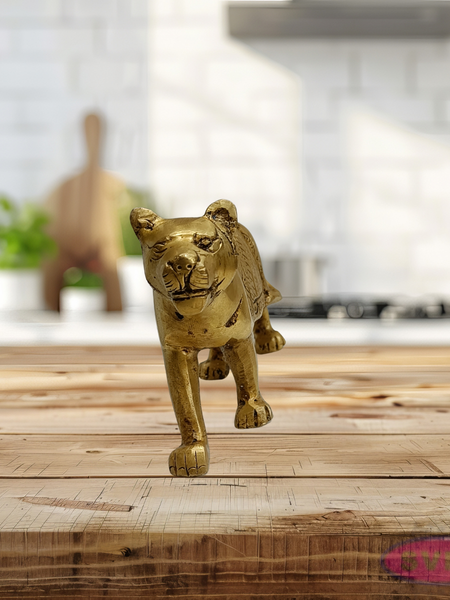 Handcrafted Brass Tiger Idol – Traditional Vastu Decor