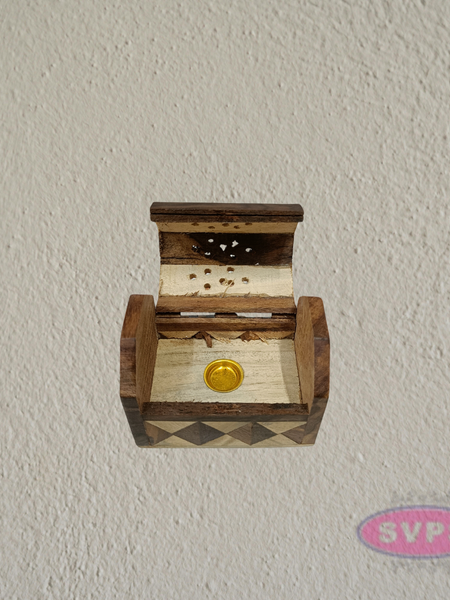 Compact Wooden Agarbatti & Dhoop Holder with Ventilated Lid