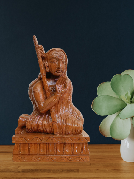 Handmade Jackfruit Wood Kanchi Periyava Statue – Tamil Nadu Saint Idol for Pooja & Décor